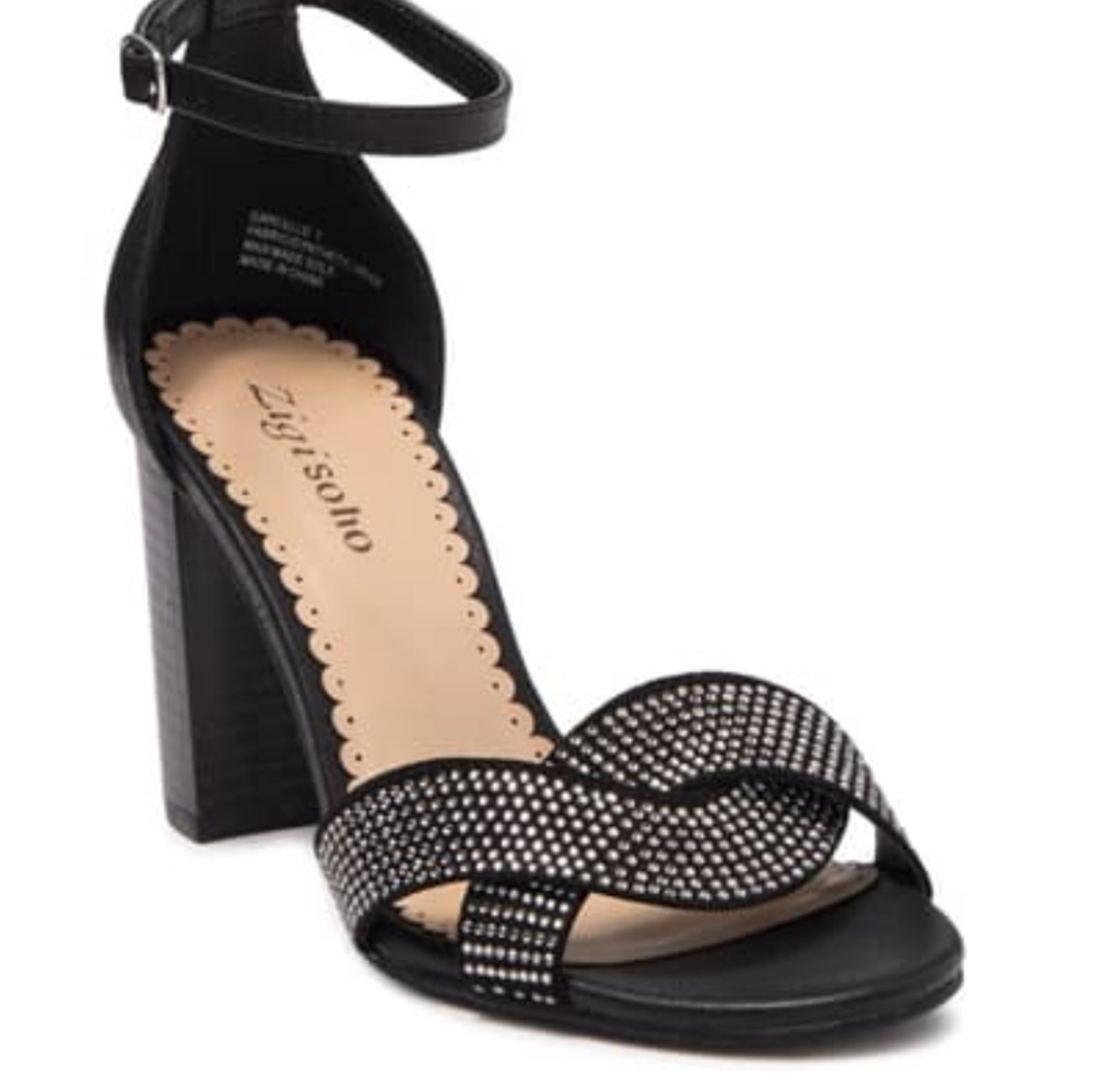 NIB! Zigi Soho Garcelle Studded Peeptoe Heels